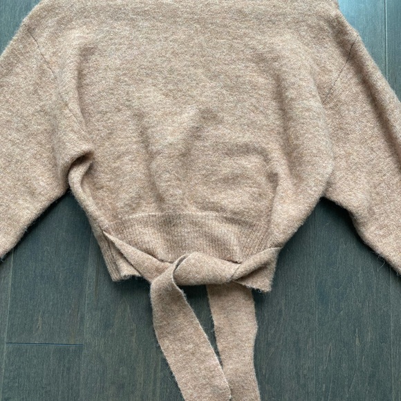 Wilfred Lorin sweater - Picture 3 of 4